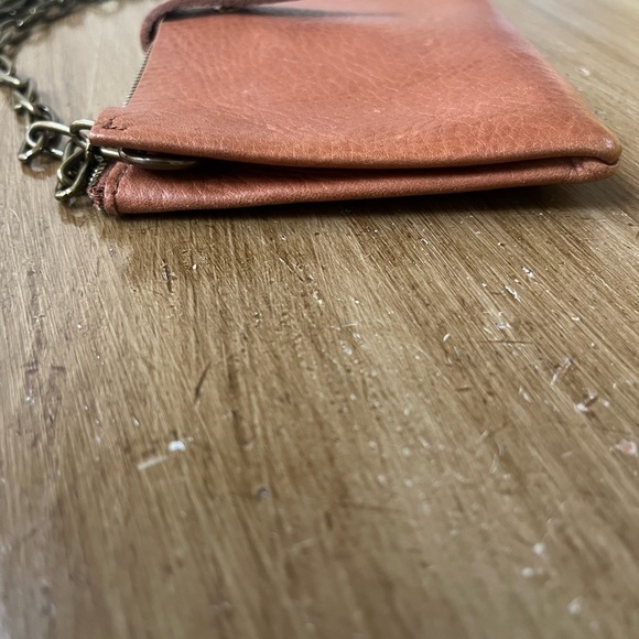 MADEWELL The Transport Accordion Crossbody Tan - Picture 8 of 9